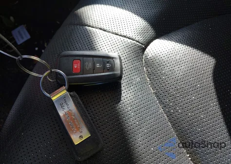 2021 Toyota Highlander Hybrid Limited из США, поврежденный, VIN 5TDYARAH6MS506895